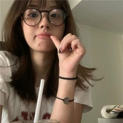 破茧不栖旧屋檐